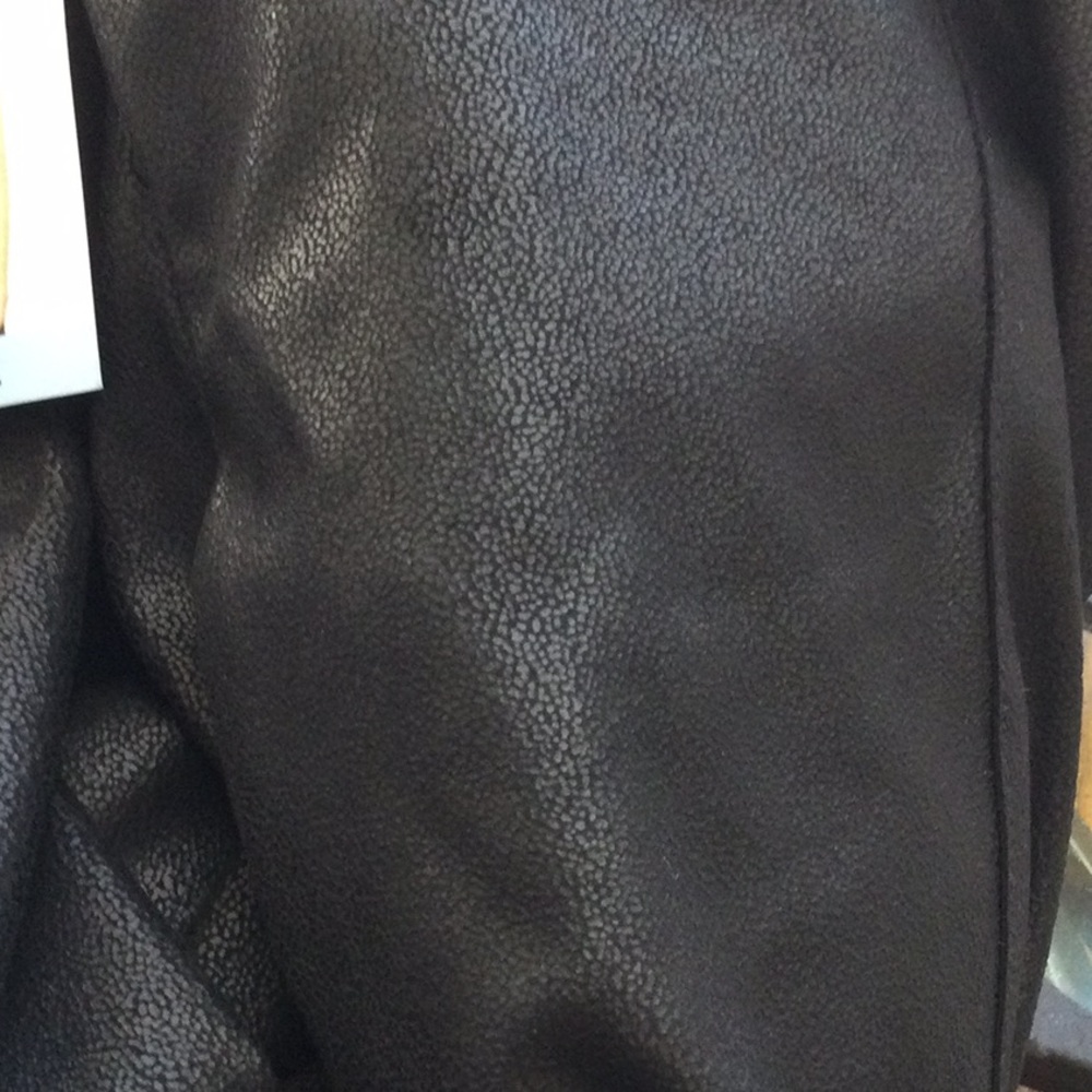 Mote Leatherlook Top - Picture 10 of 10